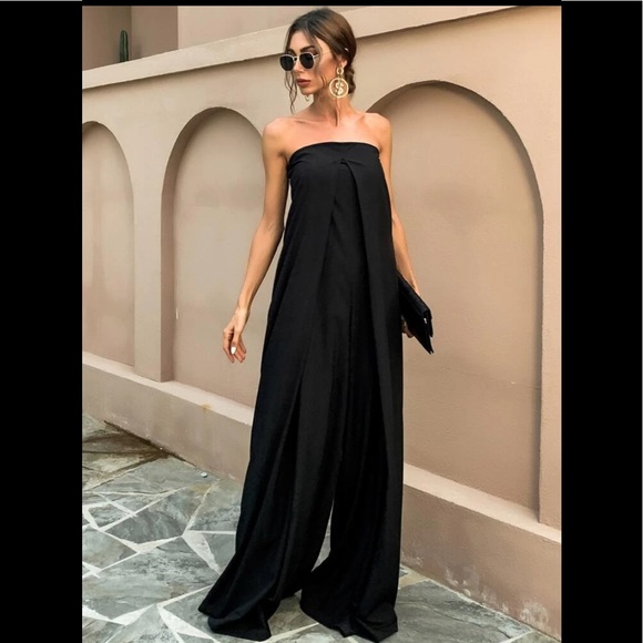 ⭐️ LAST ONE ⭐️ Wide Leg Jumpsuit - Picture 5 of 7